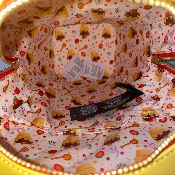 Loungefly Winnie the Pooh Ice Cream Backpack New - Picture 5 of 14